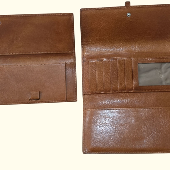 Authentic coach 3 Piece Set - Picture 4 of 4